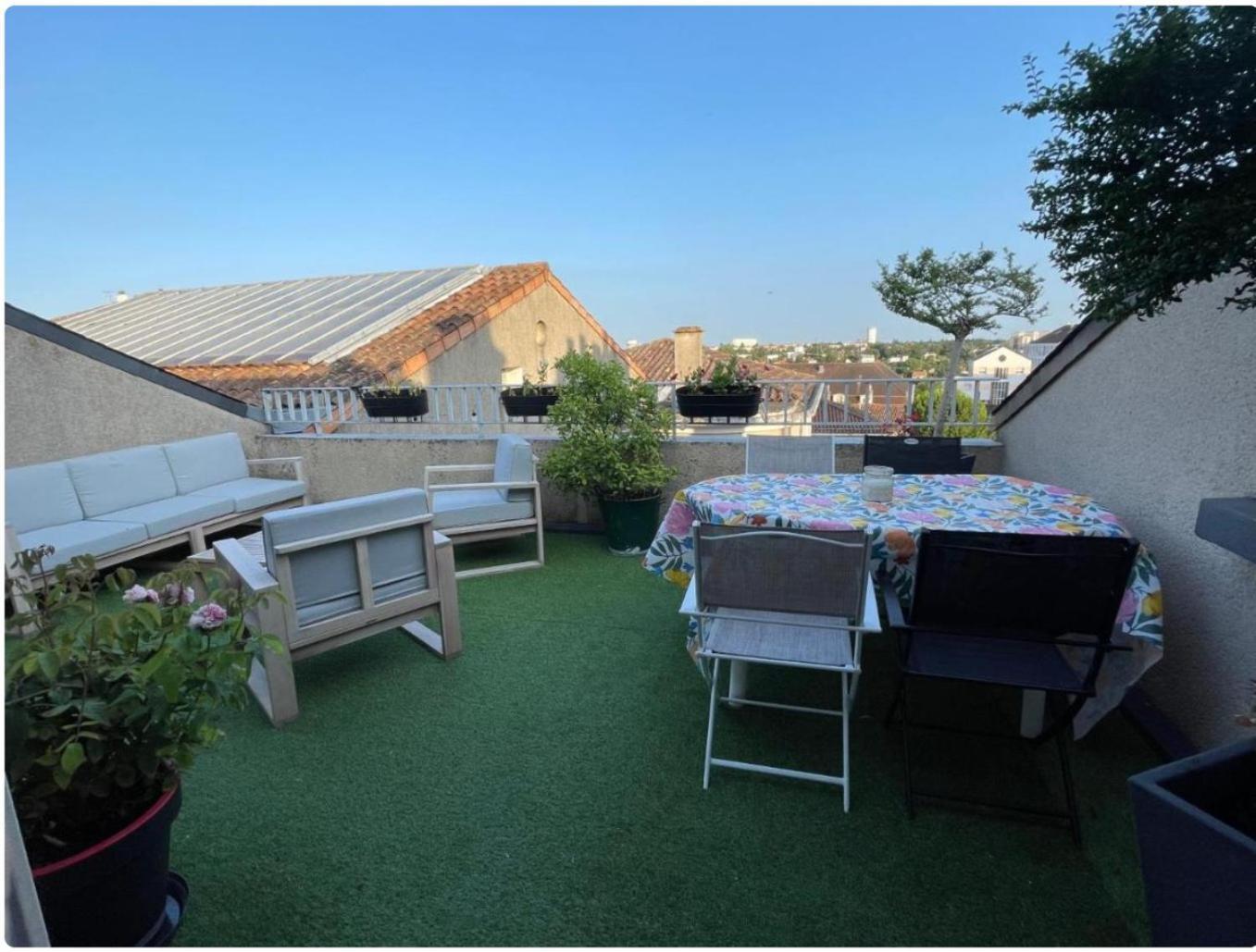 Grand Appartement Hypercentre Avec Terrasse Et Parking Puvatya Dış mekan fotoğraf